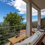 Hillside View, House 1