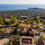 Villa Hillside View, House 1 *