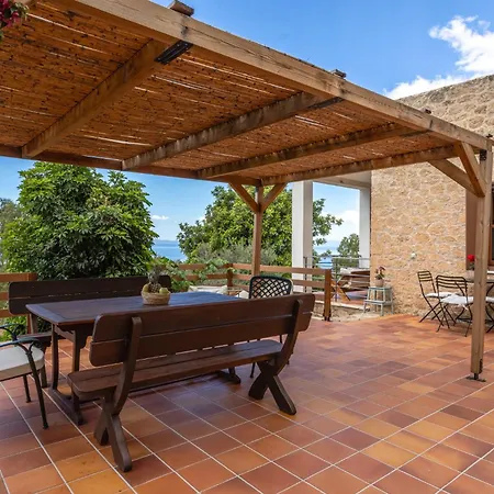 别墅 Hillside View, House 1 斯陶帕