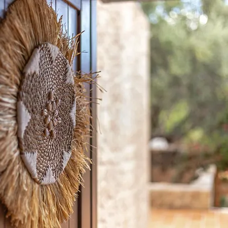 Hillside View, House 1