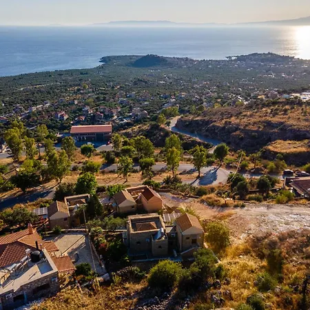 Hillside View, House 1 * 斯陶帕