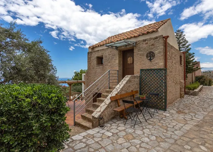 Вилла Hillside View, House 1 *