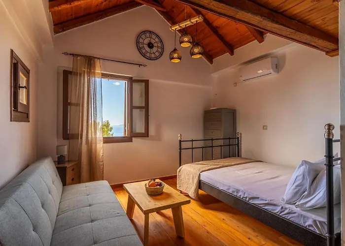 Вилла Hillside View, House 1 *