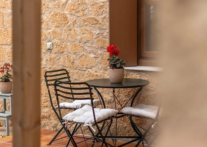 Hillside View, House 1