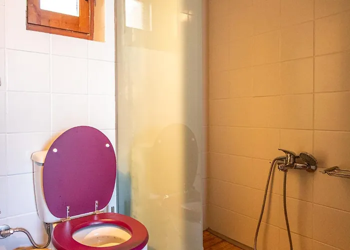 Hillside View, House 1 Ступа