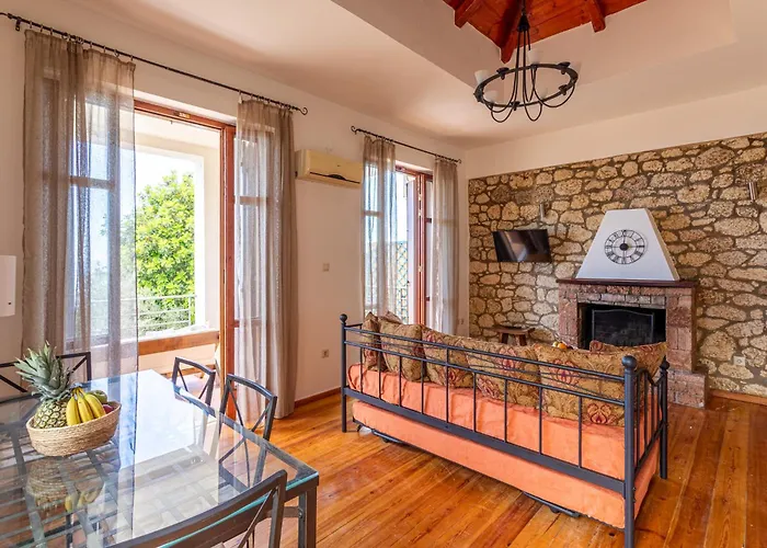 Hillside View, House 1