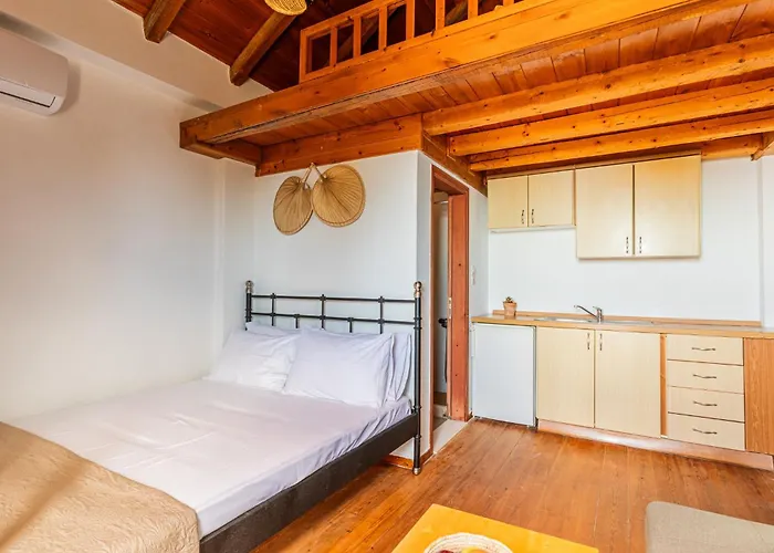 Вилла Hillside View, House 1 *