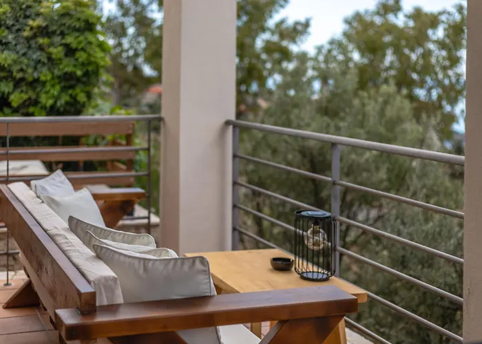 Вилла Hillside View, House 1 *